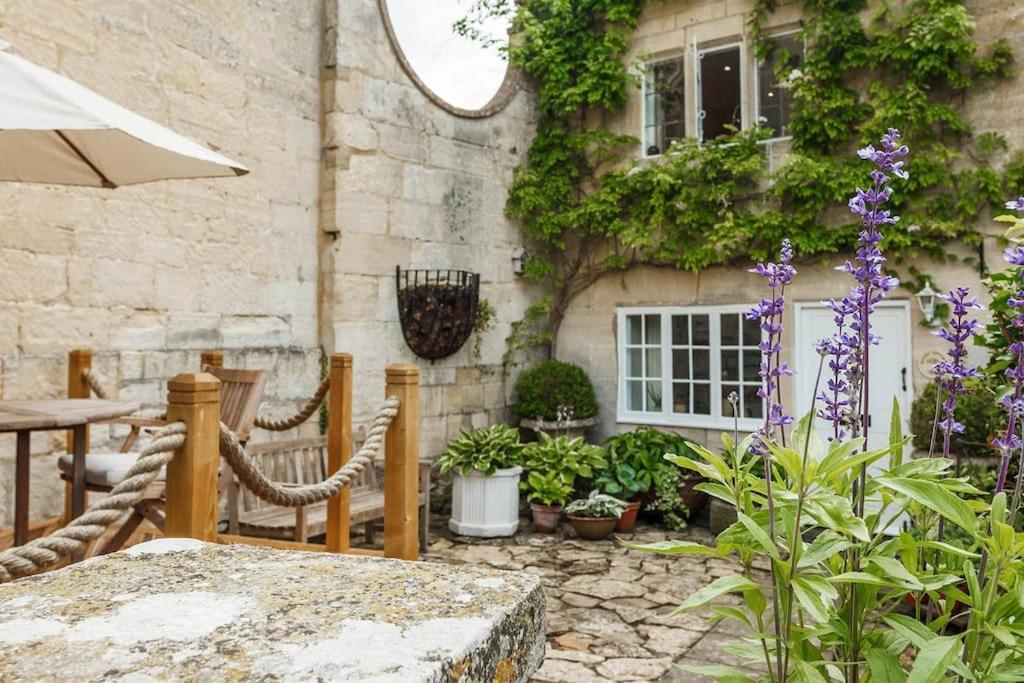 Stylish Painswick Getaway Villa Exterior photo
