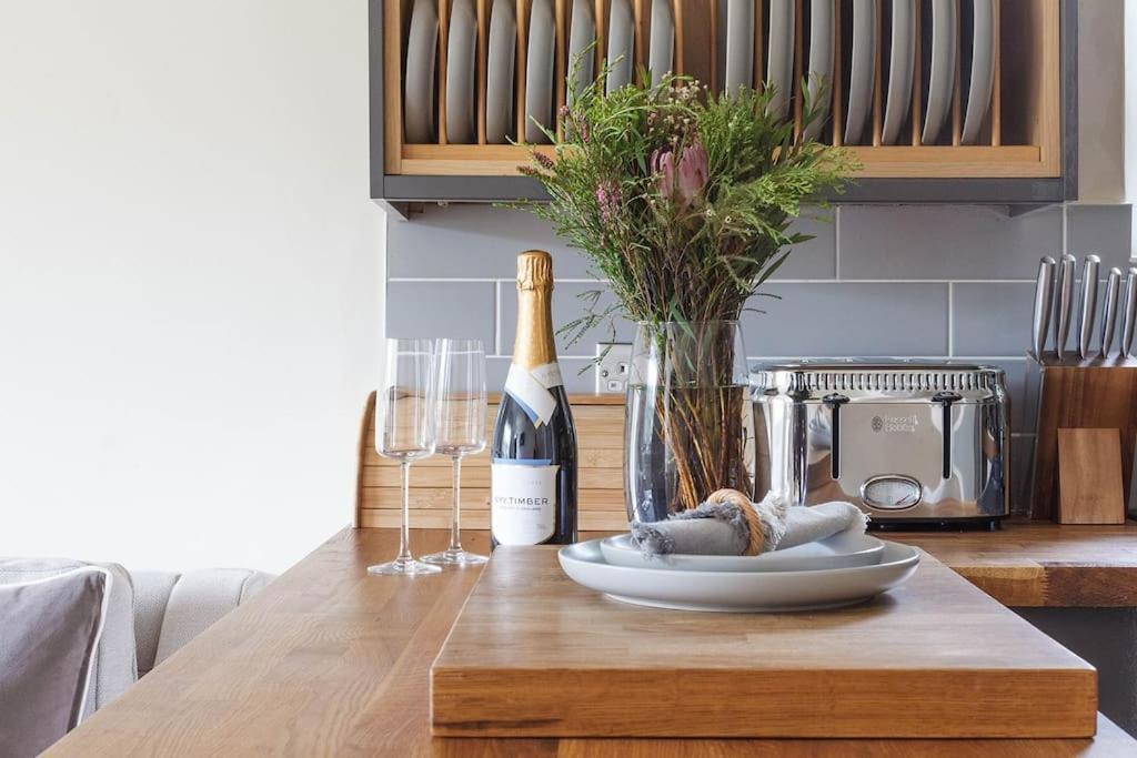 Stylish Painswick Getaway Villa Exterior photo